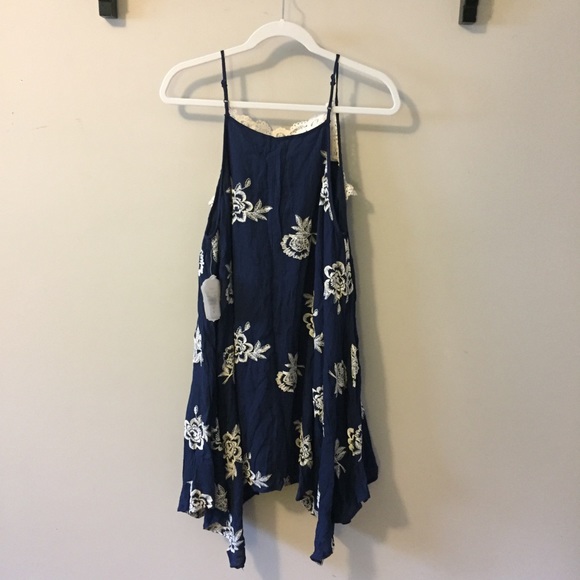 NWT Altar’d State Navy Lace Floral Dress - Picture 3 of 4
